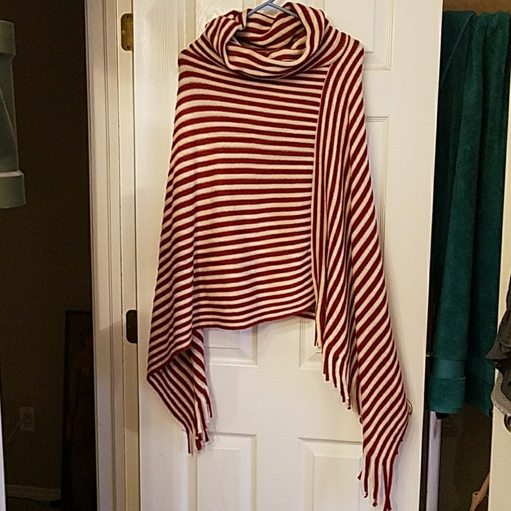 Boutique Red and cream sweater poncho